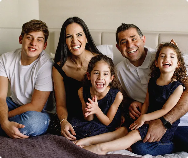 Dra. Midiã Bandeira com a família